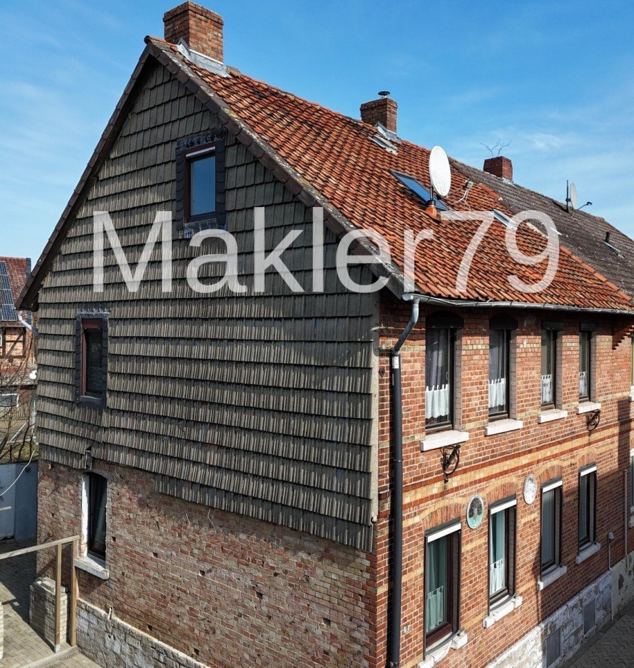 Aussenansicht Drohne Einfamilienhaus Frellstedt