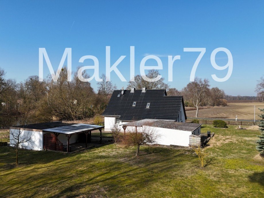 Ansicht hinten aus dem Garten Einfamilienhaus Bahrdorf