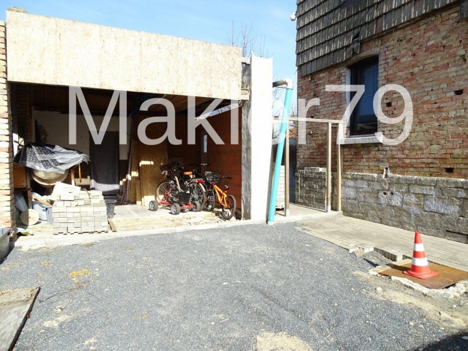 Hof - m�gliche Parkfl�che Einfamilienhaus Frellstedt