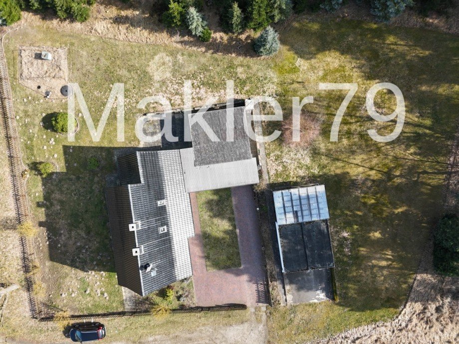 Luftaufnahme mit Grundst�ck Einfamilienhaus Bahrdorf