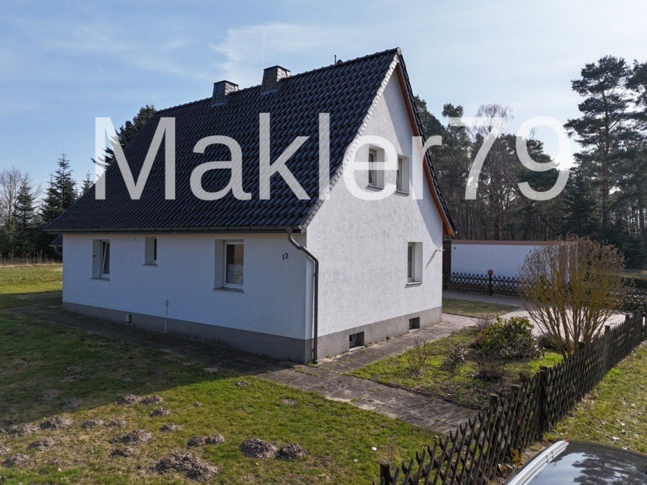 Stra�enansicht Einfamilienhaus Bahrdorf