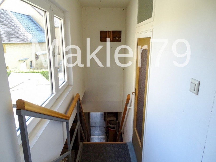 Zugang Einliegerwohnung Einfamilienhaus Lahstedt / Adenstedt