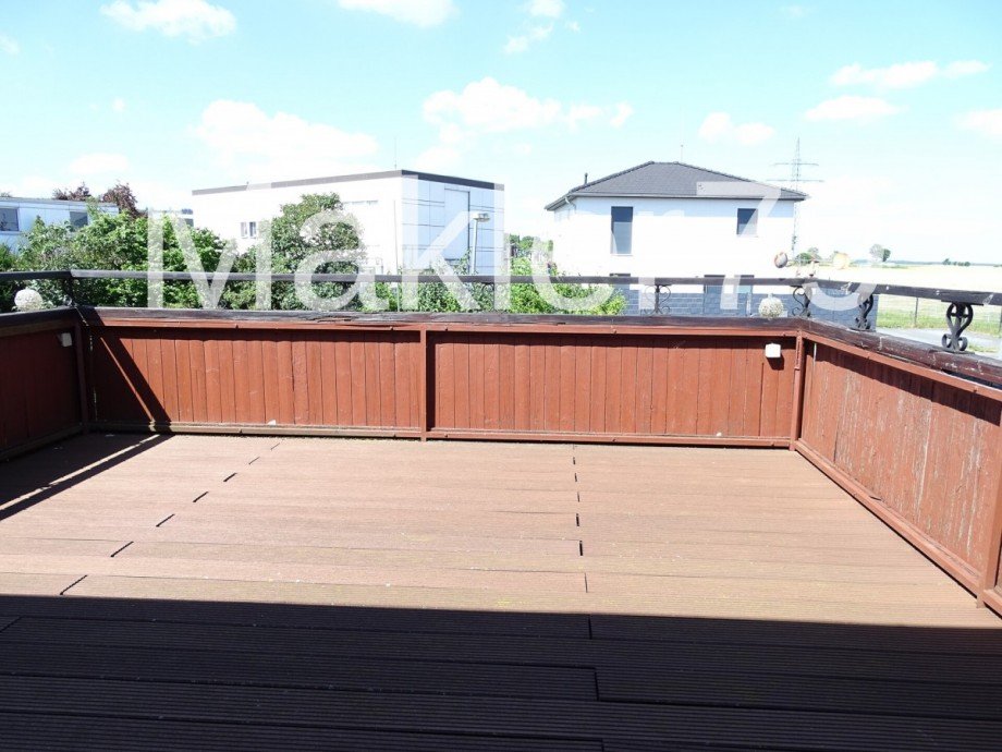 Balkon vom SZ aus im DG Reihenendhaus K�nigslutter am Elm