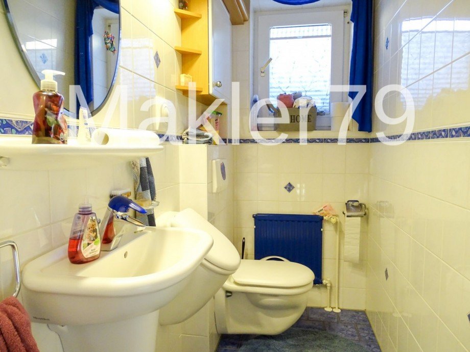 G�ste-WC EG Wohnhaus Ladenlokal Lahstedt / Adenstedt