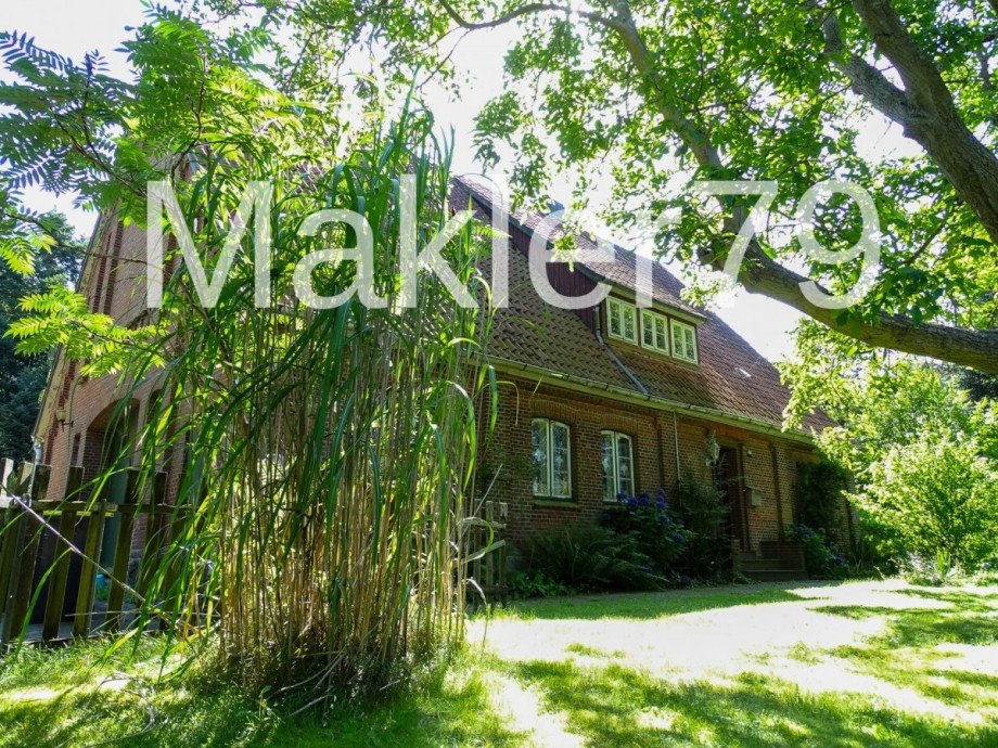 Fu�weg zum Wohnhaus Bauernhaus Buchhorst / St�tebr�ck