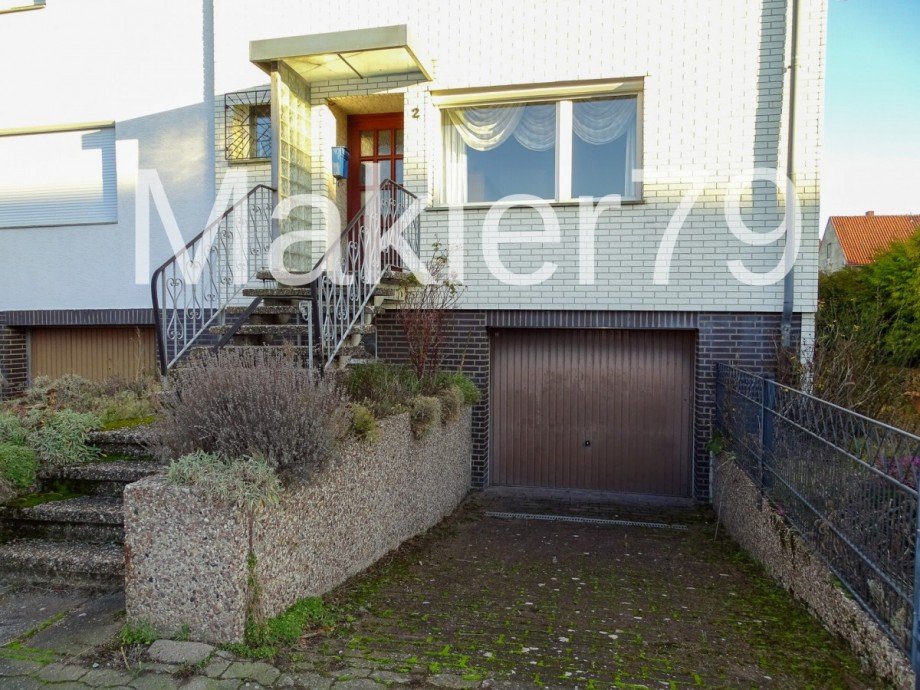 Zufahrt Garage Reihenendhaus Garbsen / Berenbostel