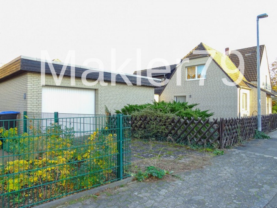 Stra�enansicht Doppelhaush�lfte Hannover / Bothfeld