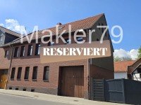 Bild (d2faba3fe5c2e9dead2151dcd76f914b): Einfamilienhaus mit interessanten Nebengeb�uden. Unfassbar viel Nutzfl�che wartet auf Ihre Ideen!