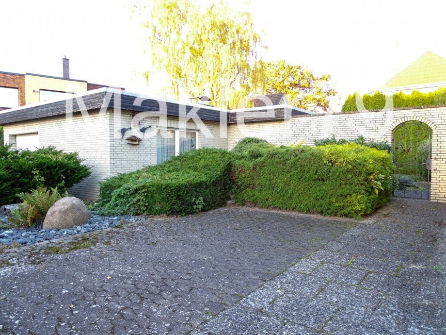 Garage mit Partyraum Doppelhaush�lfte Hannover / Bothfeld