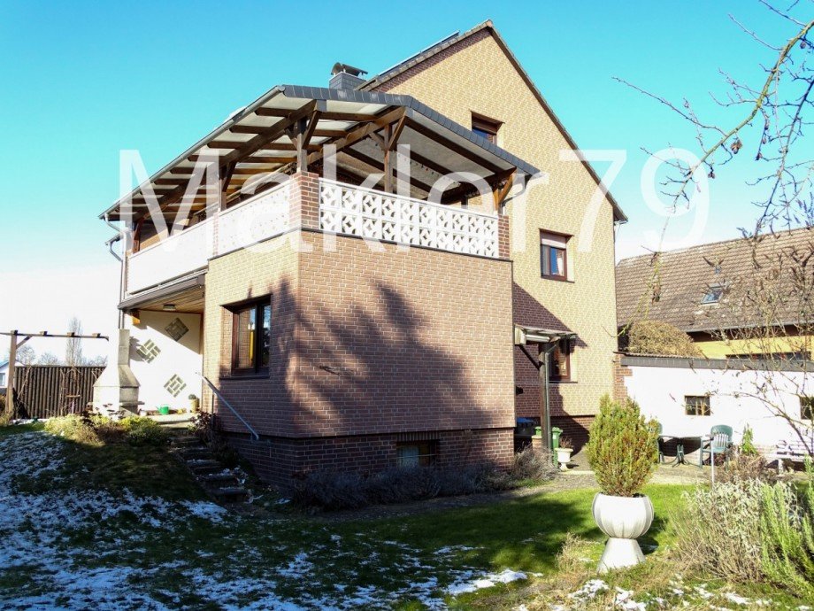 Blick aus dem Garten Zweifamilienhaus Ilsede - Gadenstedt
