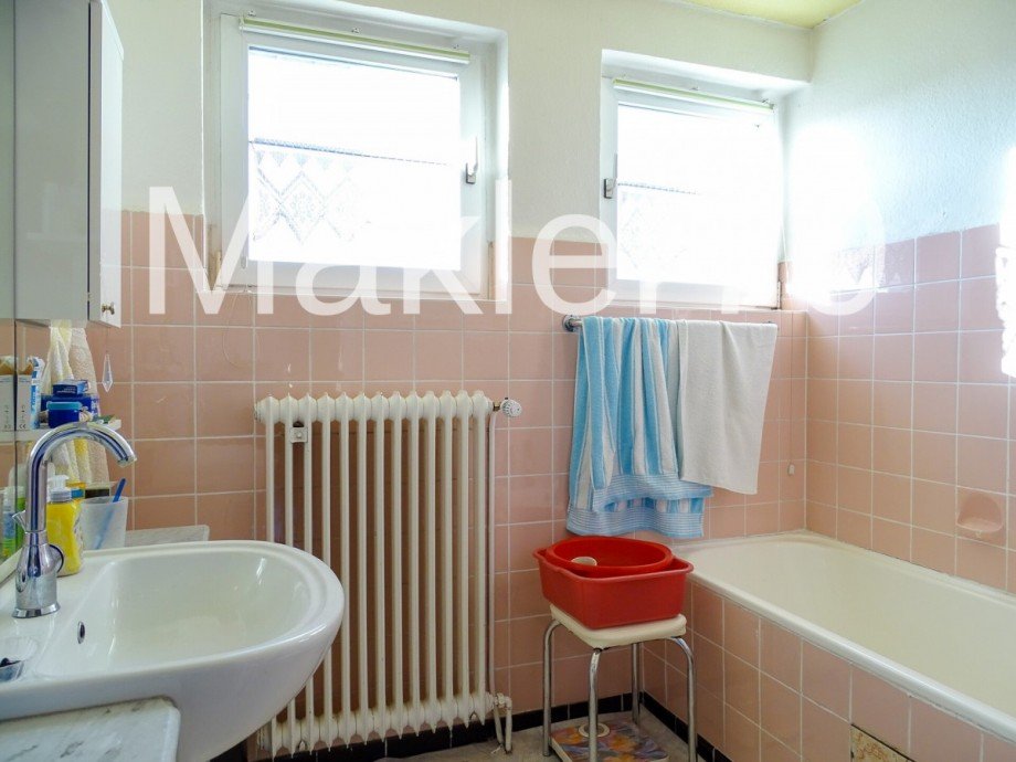 Wannenbad OG Reihenendhaus Garbsen / Berenbostel